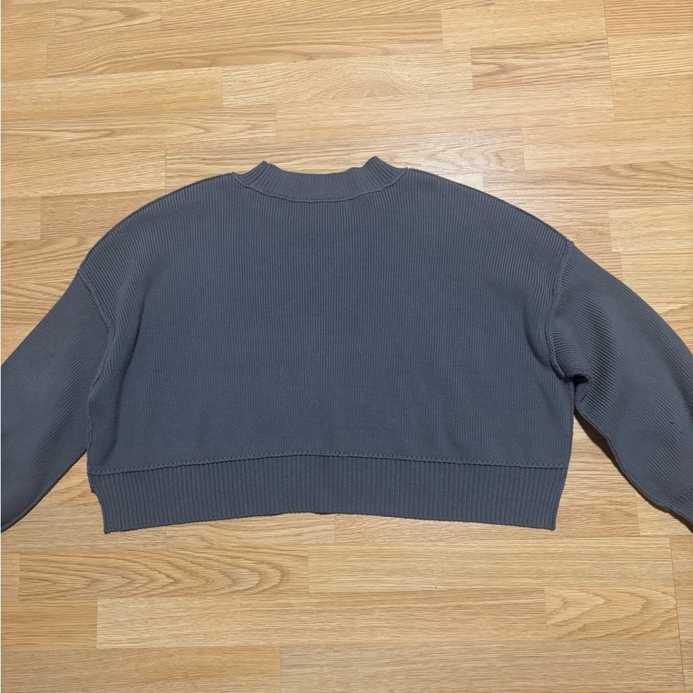 “Free People” Easy Street Crop Pullover Size Medium - Picture 6 of 9